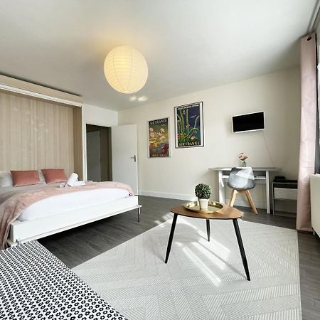 Apartamento L'Aviateur - Self Check In Chartres Exterior foto